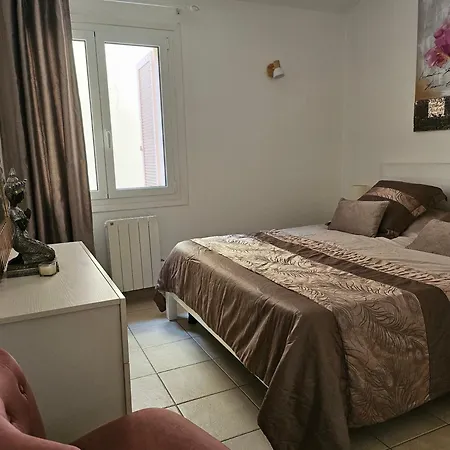 Michele Family - Centre - 2 Pieces Tranquille - A 150 M De La * Menton